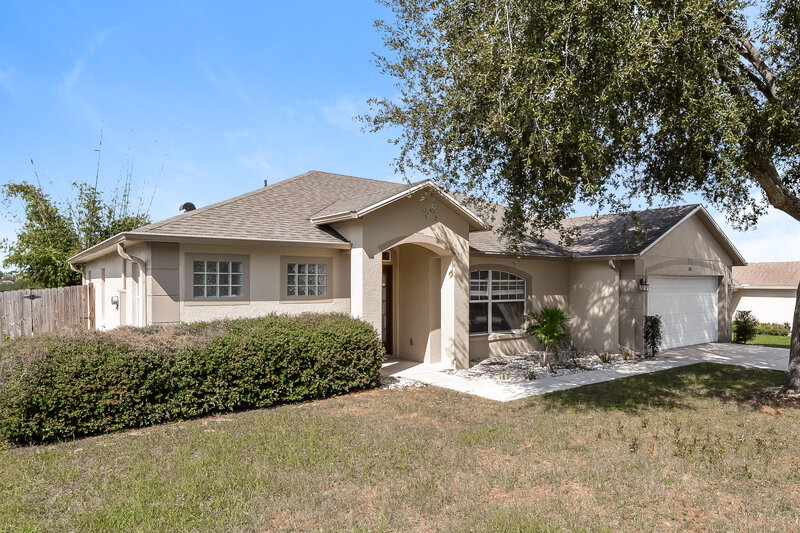 2,265/Mo, 803 Shore Breeze Way Minneola, FL 34715 Front View