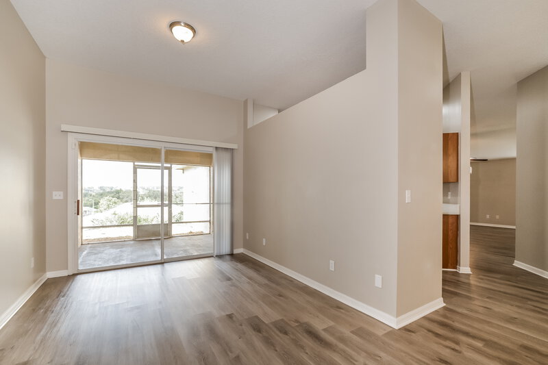 2,265/Mo, 803 Shore Breeze Way Minneola, FL 34715 Living Room View