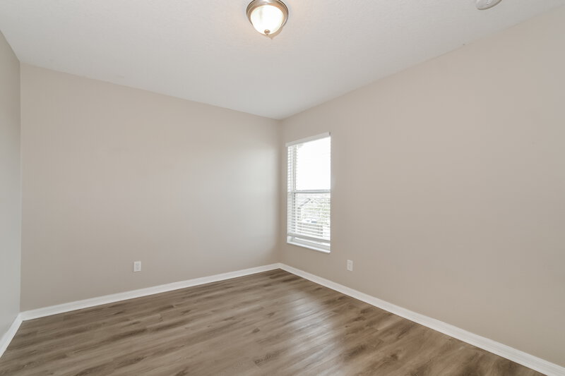 2,265/Mo, 803 Shore Breeze Way Minneola, FL 34715 Bedroom View