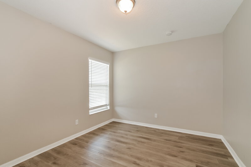 2,265/Mo, 803 Shore Breeze Way Minneola, FL 34715 Bedroom View 2