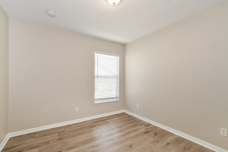 2,265/Mo, 803 Shore Breeze Way Minneola, FL 34715 Bedroom View 3
