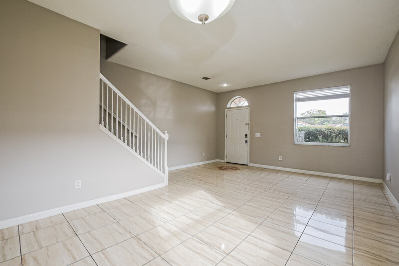 2,285/Mo, 1828 Olivia Cir Apopka, FL 32703 Dining Room View 3