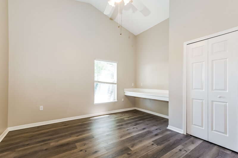 2,440/Mo, 4307 Pembridge Ave Orlando, FL 32826 Bedroom View