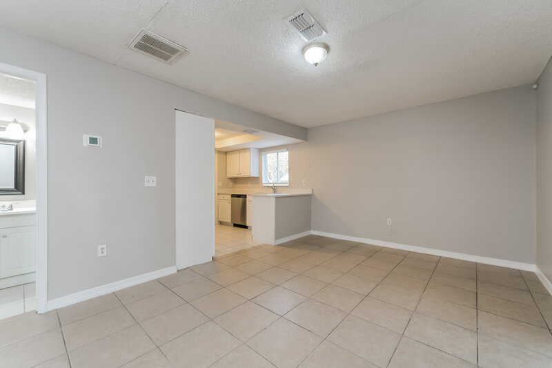 1,830/Mo, 1140 Windway Cir Kissimmee, FL 34744 Living Room View 3
