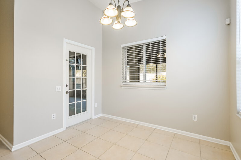 2,390/Mo, 7241 Mardell Ct Orlando, FL 32835 Breakfast Nook View