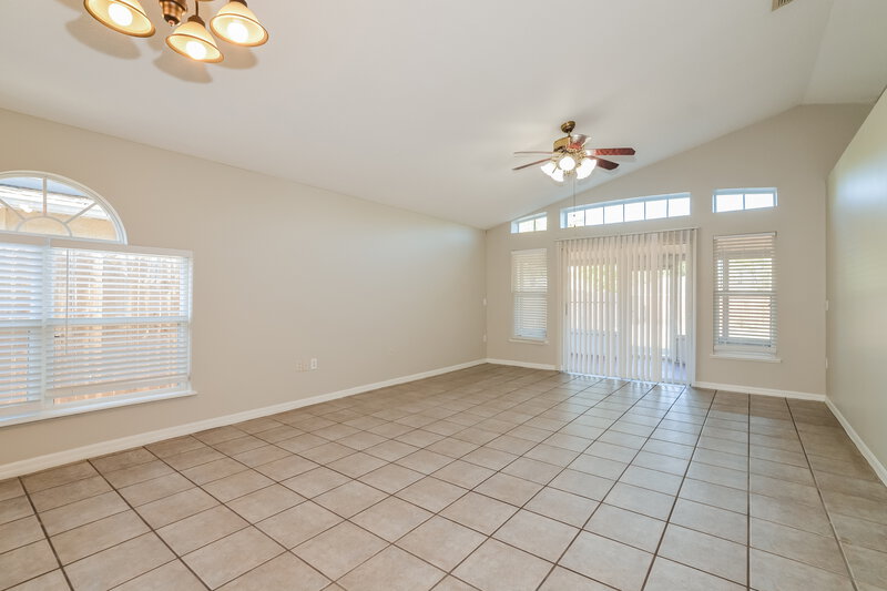 2,110/Mo, 10103 Richardson Ct Orlando, FL 32825 Dining Room View