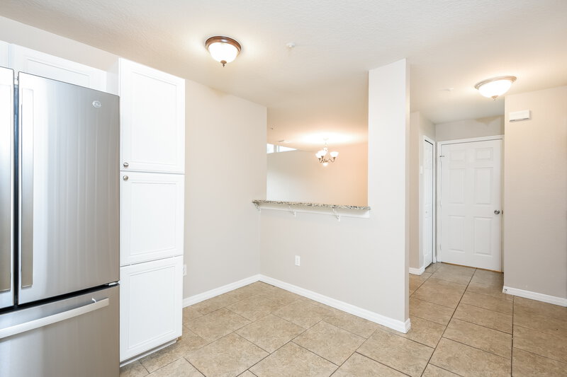 2,530/Mo, 3313 Hamlet Loop Winter Park, FL 32792 Kitchen View