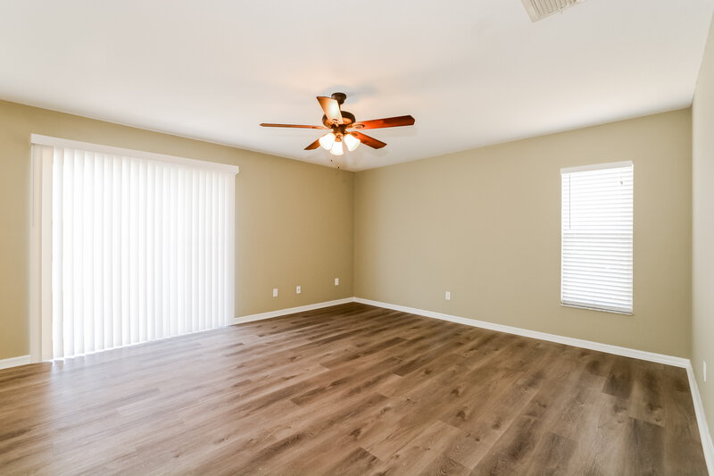 2,095/Mo, 13124 Moonflower Ct Clermont, FL 34711 Living Room View 3