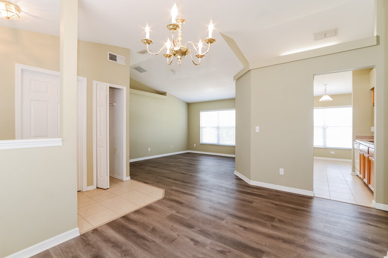 2,095/Mo, 13124 Moonflower Ct Clermont, FL 34711 Dining Room View