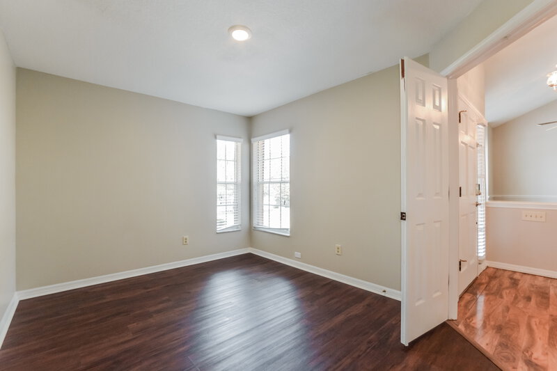 2,445/Mo, 2071 Sawgrass Dr Apopka, FL 32712 Bedroom View