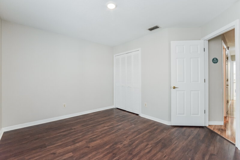 2,445/Mo, 2071 Sawgrass Dr Apopka, FL 32712 Bedroom View 4