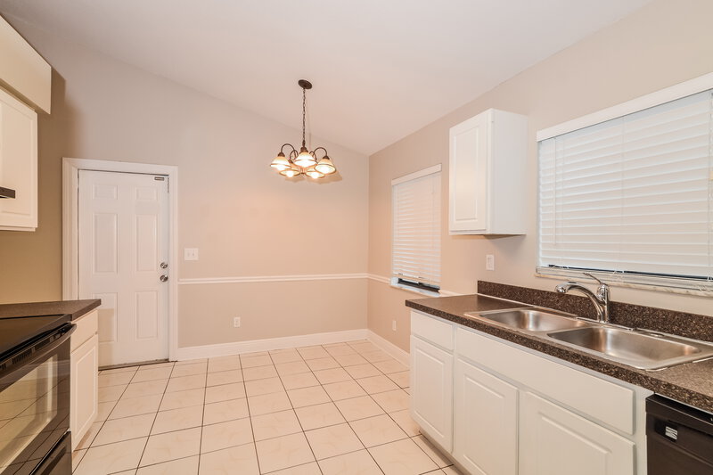 2,200/Mo, 1041 Vernon Loop Oviedo, FL 32765 Dining Room View