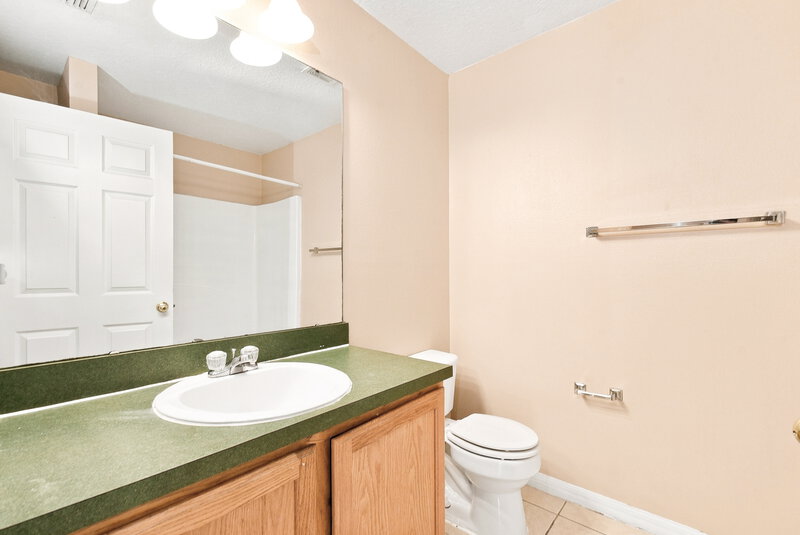 2,175/Mo, 10506 Rocking a Run Orlando, FL 32825 Bathroom View