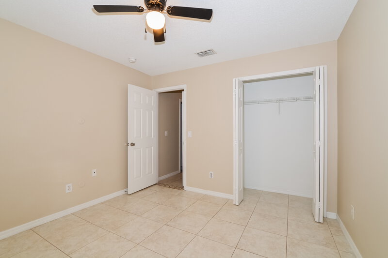 2,130/Mo, 2184 Mallard Creek Cir Kissimmee, FL 34743 Bedroom View