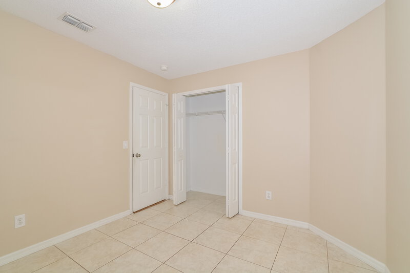 2,130/Mo, 2184 Mallard Creek Cir Kissimmee, FL 34743 Bedroom View 3