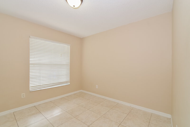 2,130/Mo, 2184 Mallard Creek Cir Kissimmee, FL 34743 Bedroom View 4