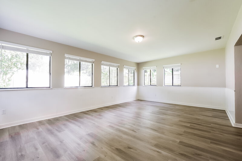 2,050/Mo, 175 Exeter Ave Longwood, FL 32750 Family Room View