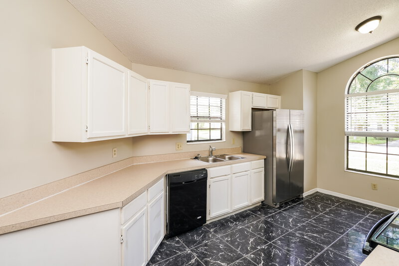 2,445/Mo, 296 Morning Glory Dr Lake Mary, FL 32746 Kitchen View