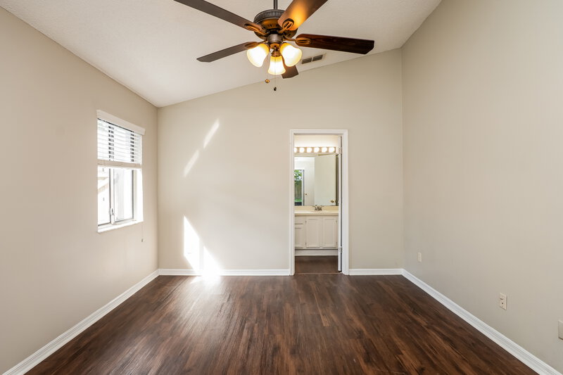 2,445/Mo, 296 Morning Glory Dr Lake Mary, FL 32746 Main Bedroom View 2