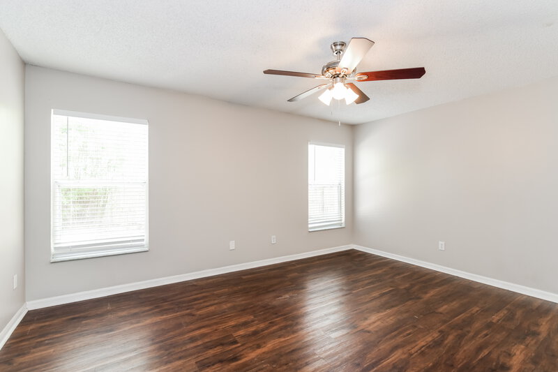 2,280/Mo, 16329 Coopers Hawk Ave Clermont, FL 34714 Main Bedroom View