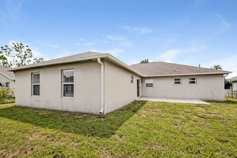 2,060/Mo, 323 Colonade Ct Kissimmee, FL 34758 Rear View