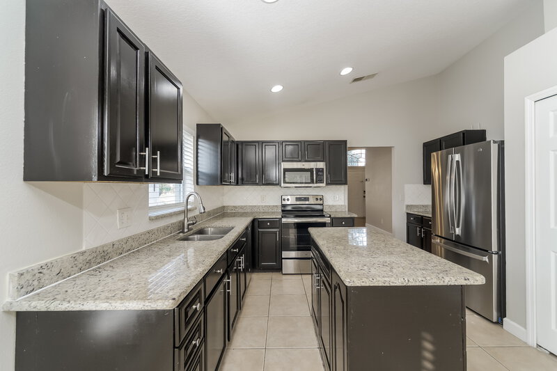 2,085/Mo, 2774 Eagle Canyon Drive S Kissimmee, FL 34746 Kitchen View