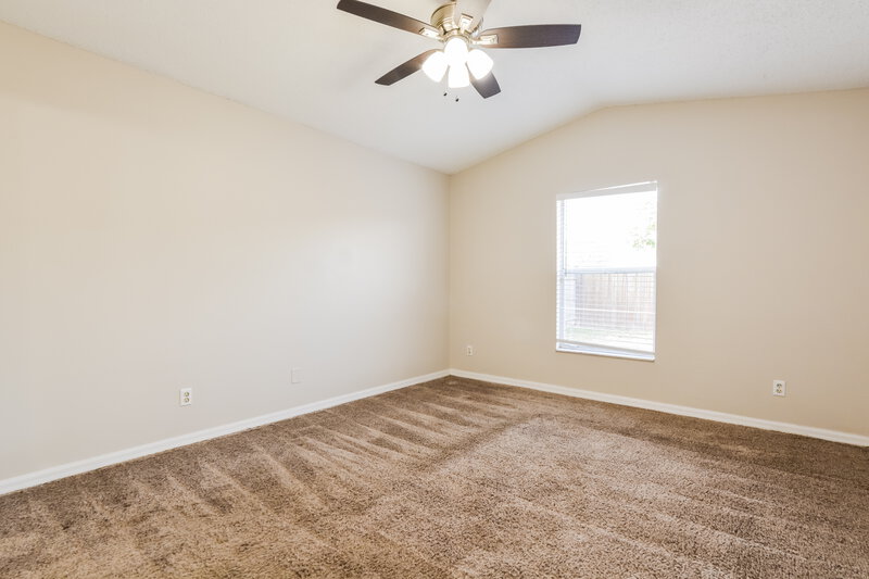 2,275/Mo, 8869 Lambert Ln Orlando, FL 32825 Main Bedroom View