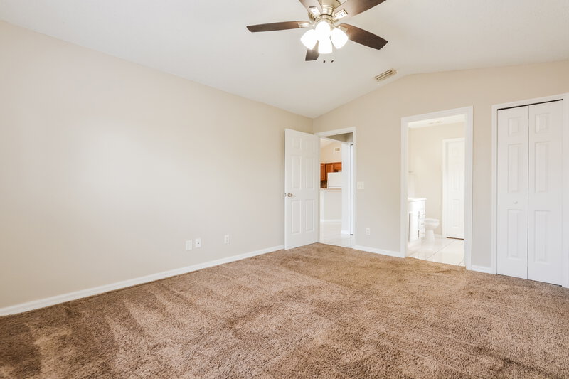 2,275/Mo, 8869 Lambert Ln Orlando, FL 32825 Main Bedroom View 2