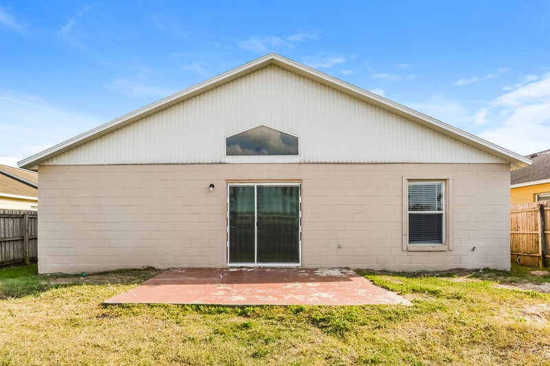 2,275/Mo, 8869 Lambert Ln Orlando, FL 32825 Rear View