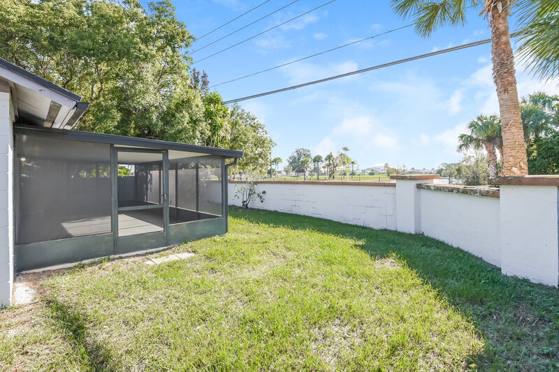 2,130/Mo, 3188 Pinto Dr Kissimmee, FL 34746 Backyard View