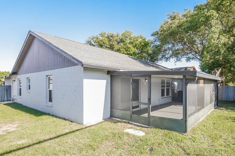 2,130/Mo, 3188 Pinto Dr Kissimmee, FL 34746 Rear View