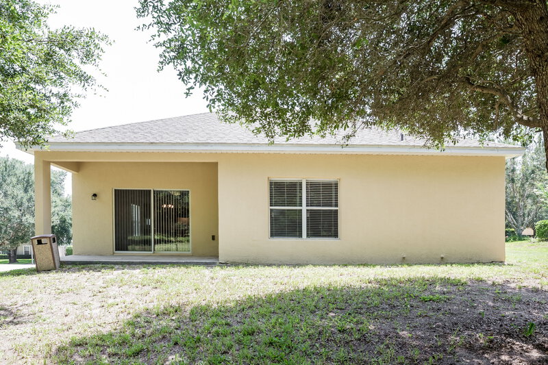 2,890/Mo, 2646 Lake Cora Rd Apopka, FL 32712 Rear View