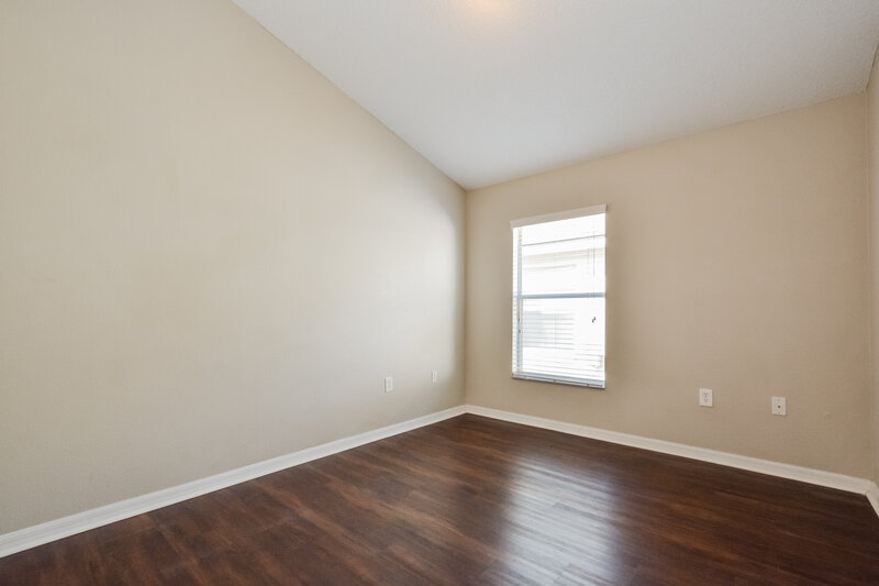 2,450/Mo, 1981 Lady Elisabeth Ave Orlando, FL 32826 Bedroom View 5