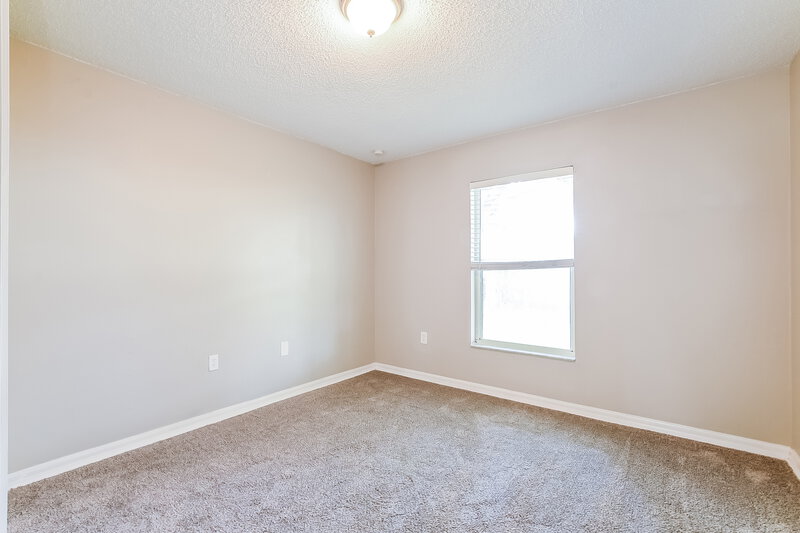 2,170/Mo, 4313 Iveyglen Ave Orlando, FL 32826 Bedroom View