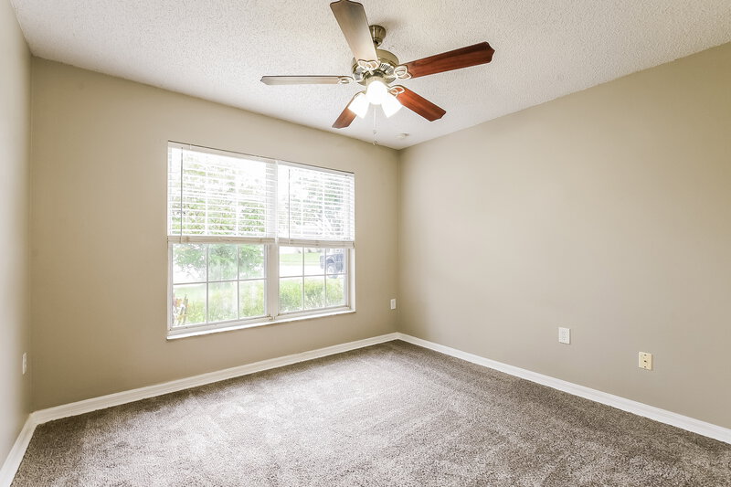 2,170/Mo, 4313 Iveyglen Ave Orlando, FL 32826 Bedroom View 4