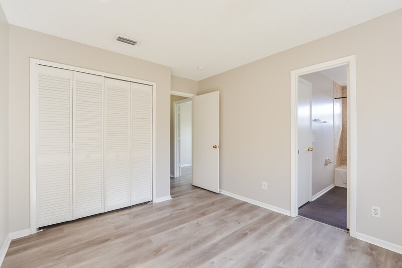 2,050/Mo, 1280 Pin Oak Dr Apopka, FL 32703 Misc View 13