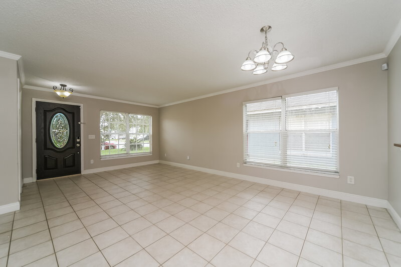 2,395/Mo, 1060 Martin Blvd Orlando, FL 32825 Living Room View 2