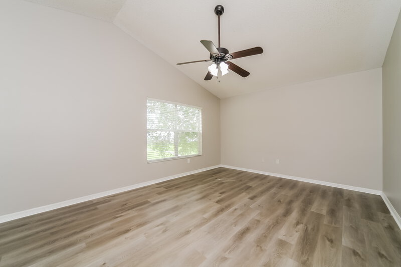2,395/Mo, 1060 Martin Blvd Orlando, FL 32825 Main Bedroom View 2