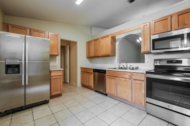 2,055/Mo, 1967 Corner School Dr Orlando, FL 32820 Kitchen View