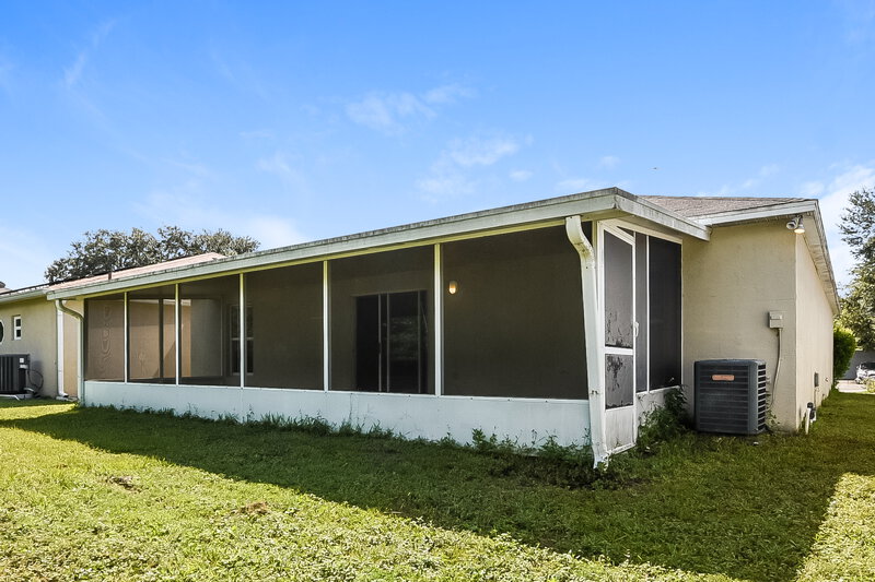 2,055/Mo, 1967 Corner School Dr Orlando, FL 32820 Rear View