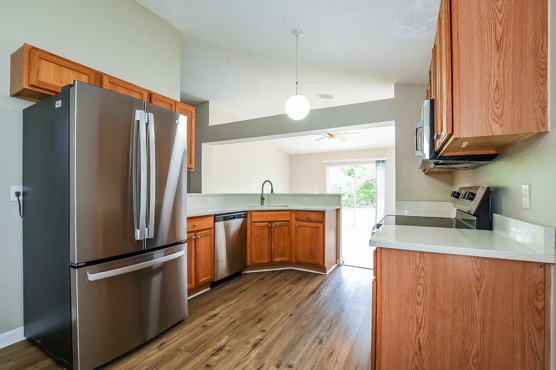 2,490/Mo, 1317 Welch Ridge Ter Apopka, FL 32712 Kitchen View