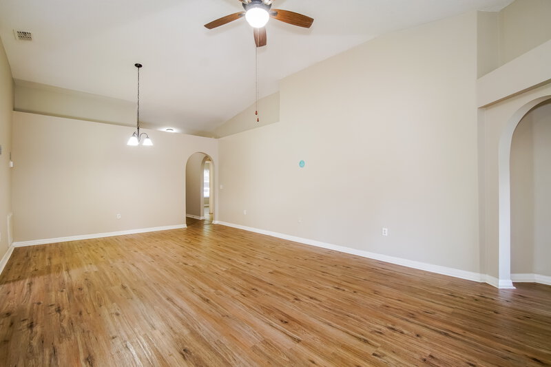 2,520/Mo, 1317 Welch Ridge Ter Apopka, FL 32712 Living Room View 2