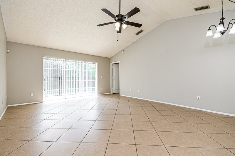 2,020/Mo, 3071 Bloomsbury Dr Kissimmee, FL 34747 Living Room View