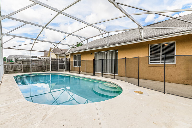 2,020/Mo, 3071 Bloomsbury Dr Kissimmee, FL 34747 Rear View