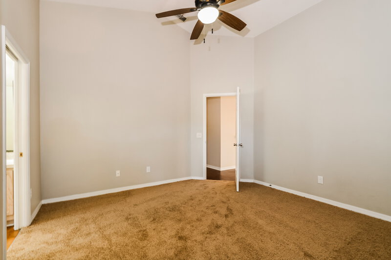 2,220/Mo, 2341 Cobblefield Cir Apopka, FL 32703 Main Bedroom View 2