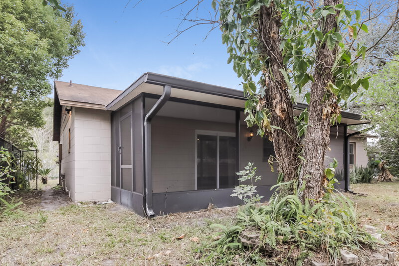 2,405/Mo, 13900 Lena St Orlando, FL 32826 Rear View