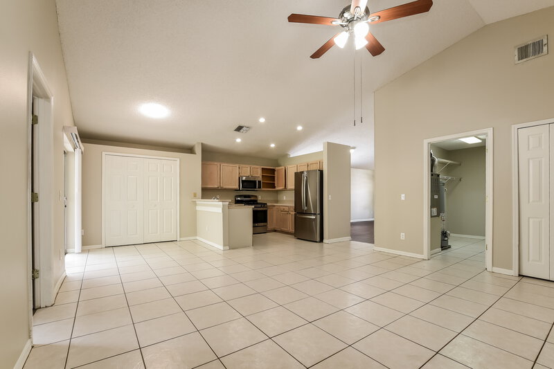 2,205/Mo, 4162 Shadow Creek Cir Oviedo, FL 32765 Family Room View
