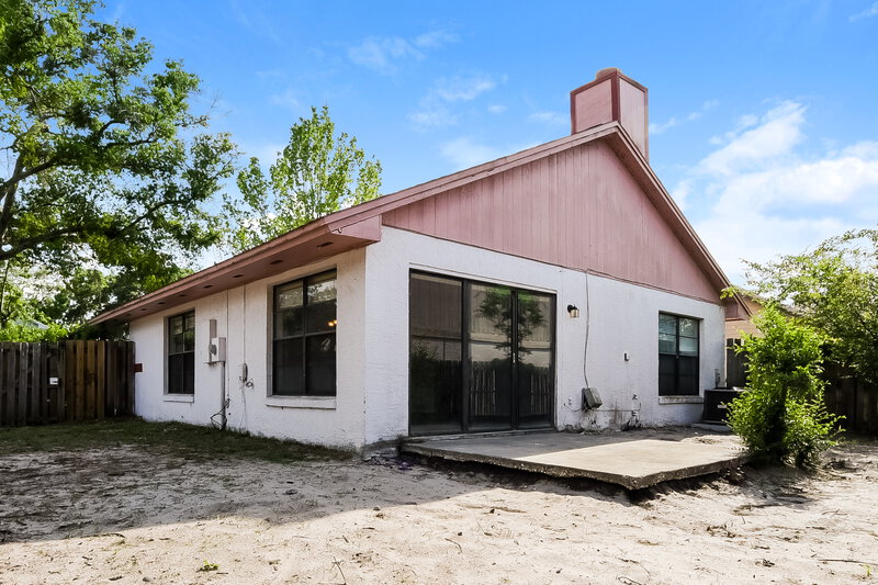 2,370/Mo, 3598 S Saint Lucie Dr Casselberry, FL 32707 Rear View
