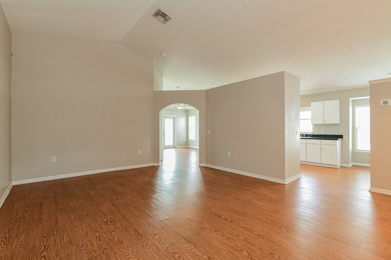 1,905/Mo, 1051 Woodsong Way Clermont, FL 34714 Living Room View