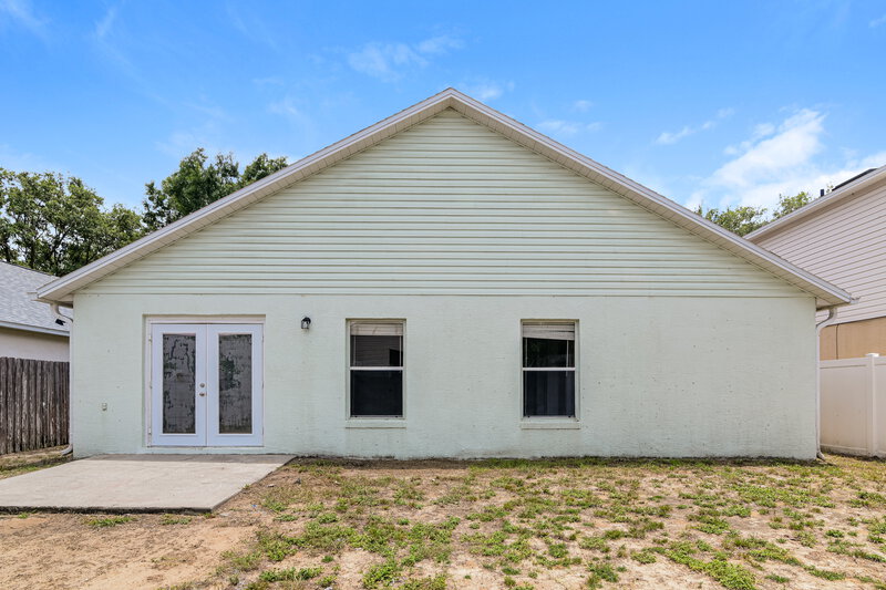 1,905/Mo, 1051 Woodsong Way Clermont, FL 34714 Rear View